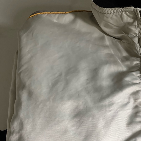 Boy’s Old Navy jacket, beige with black fleece interior - Picture 16 of 16